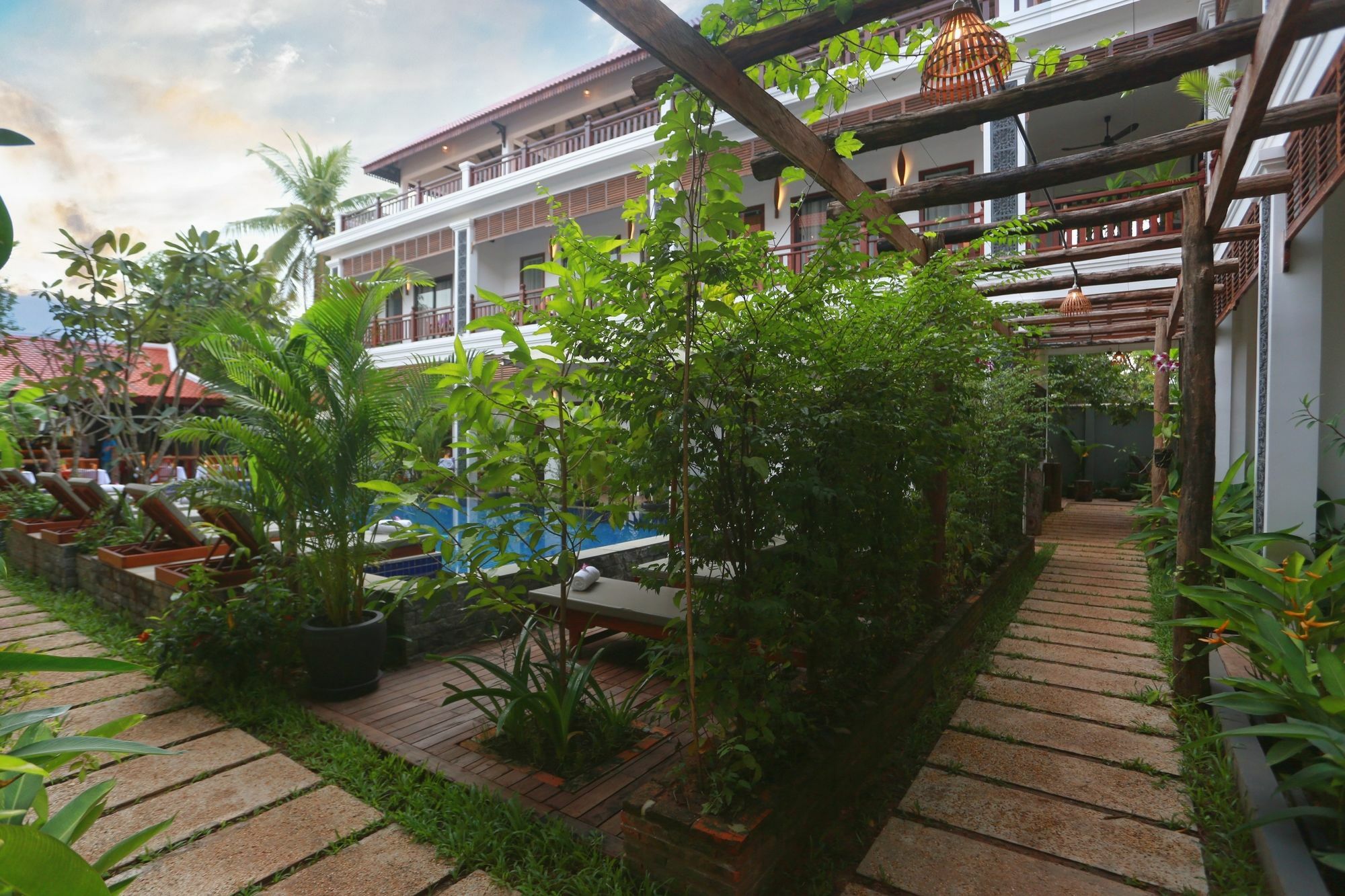 Gz Angkor Boutique Hotel Siem Reap Exterior photo